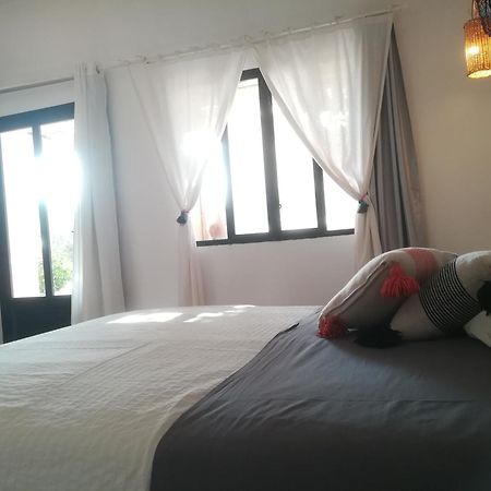 Artgana Lodge เอสเซาอิรา ภายนอก รูปภาพ