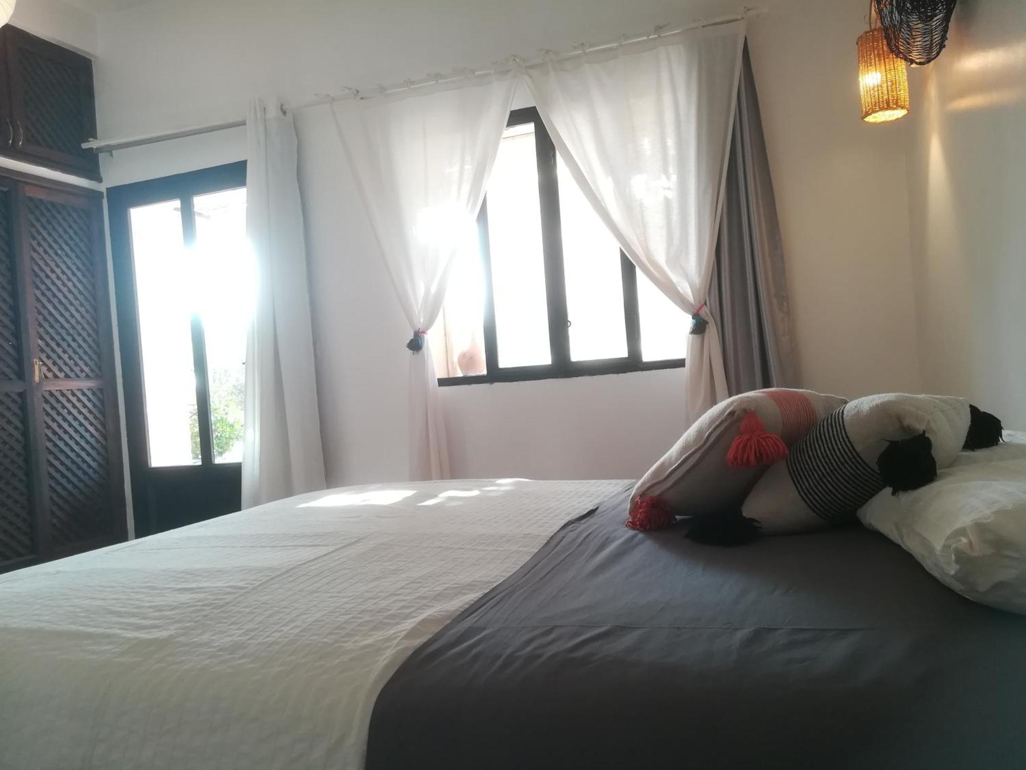 Artgana Lodge เอสเซาอิรา ภายนอก รูปภาพ